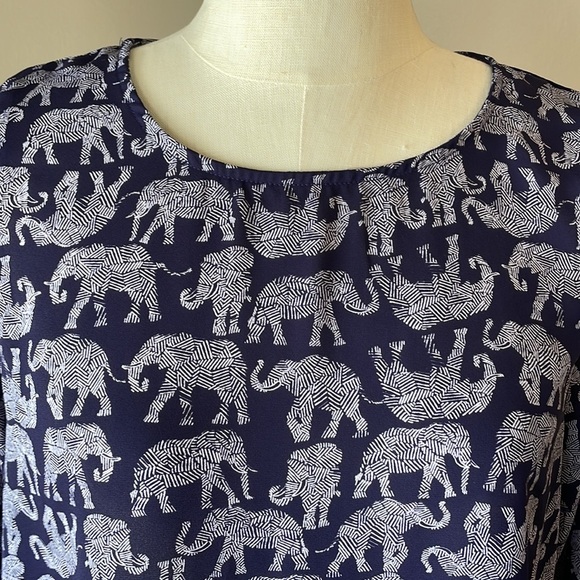 ALL OVER ELEPHANT PRINT Mix by 41 Hawthorn women’s blouse roll tab sleeve Med - Picture 3 of 10
